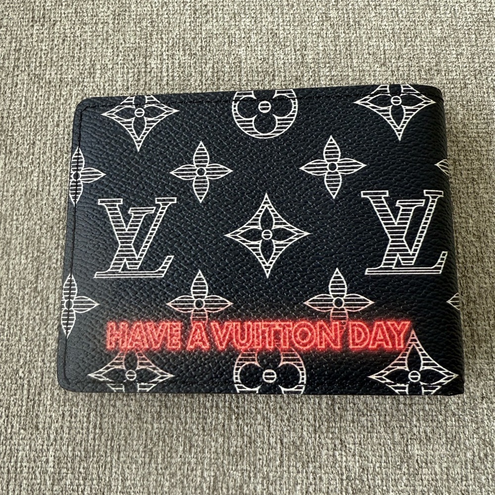 Authentic Louis Vuitton Monogram Upside Down Ink Wallet - Picture 10 of 12